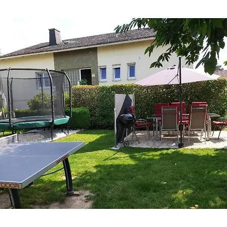 Idyll Near Limburg Lahn Апартаменты *